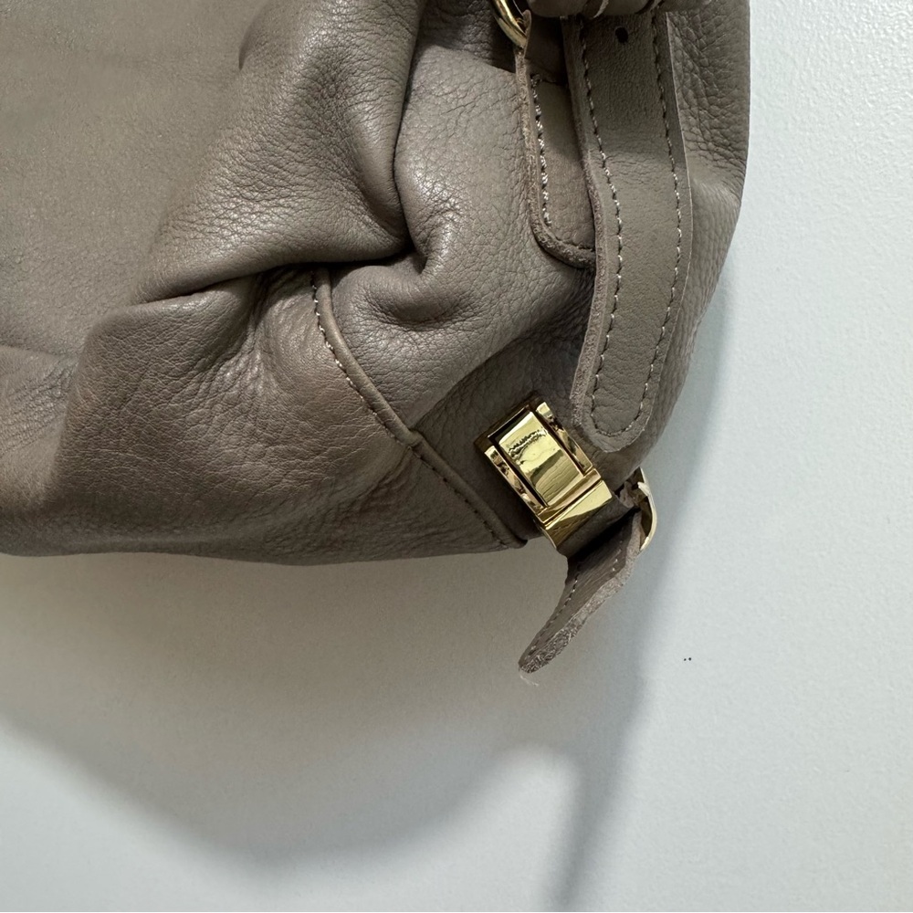 Valdi Leather Backpack - Picture 6 of 9